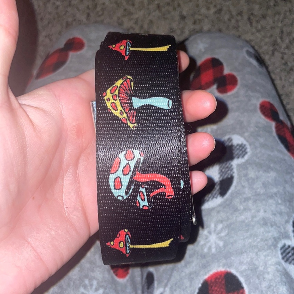 Mushroom belt from zumiez
